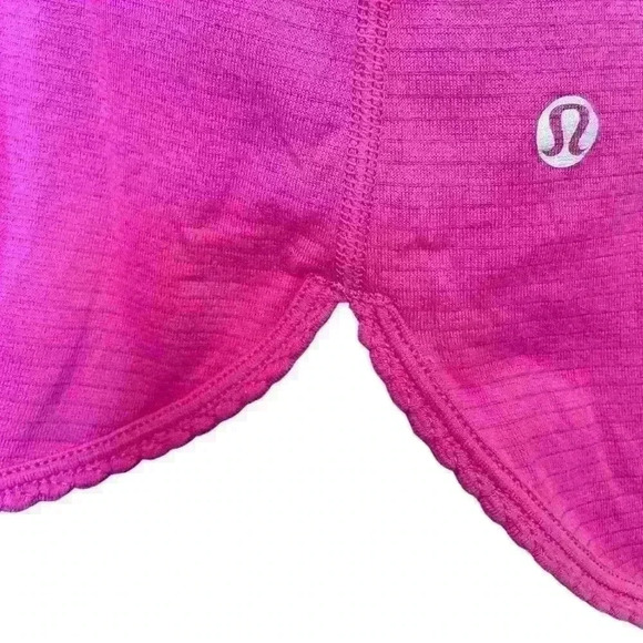 Lululemon  105F Singlet Magenta - Picture 5 of 5